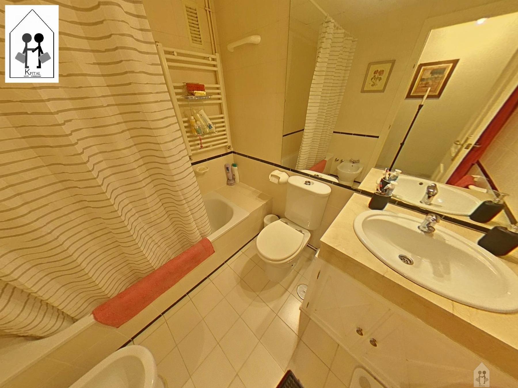 For sale of duplex in Sevilla