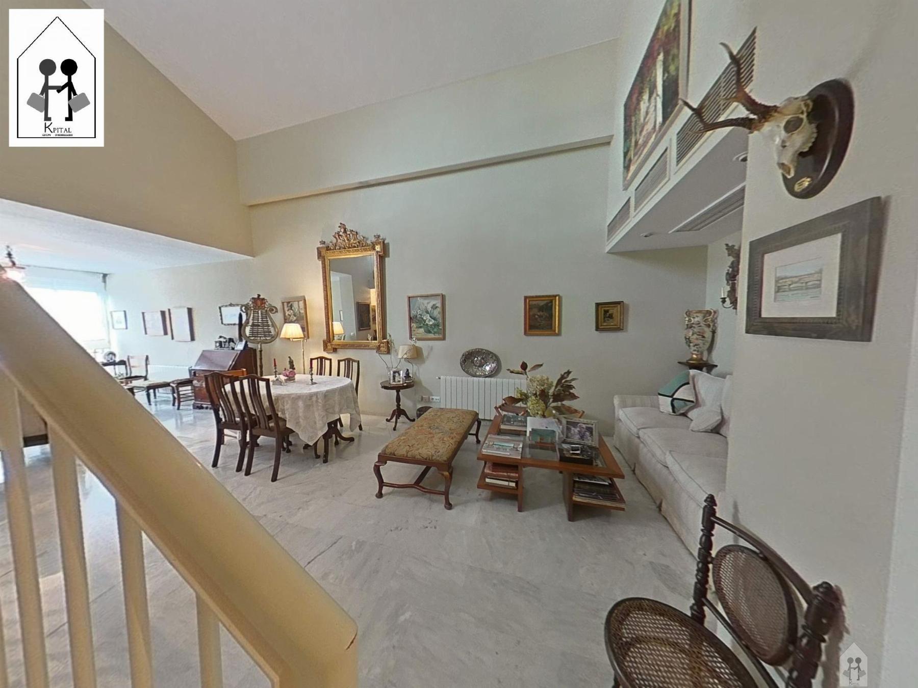 For sale of duplex in Sevilla