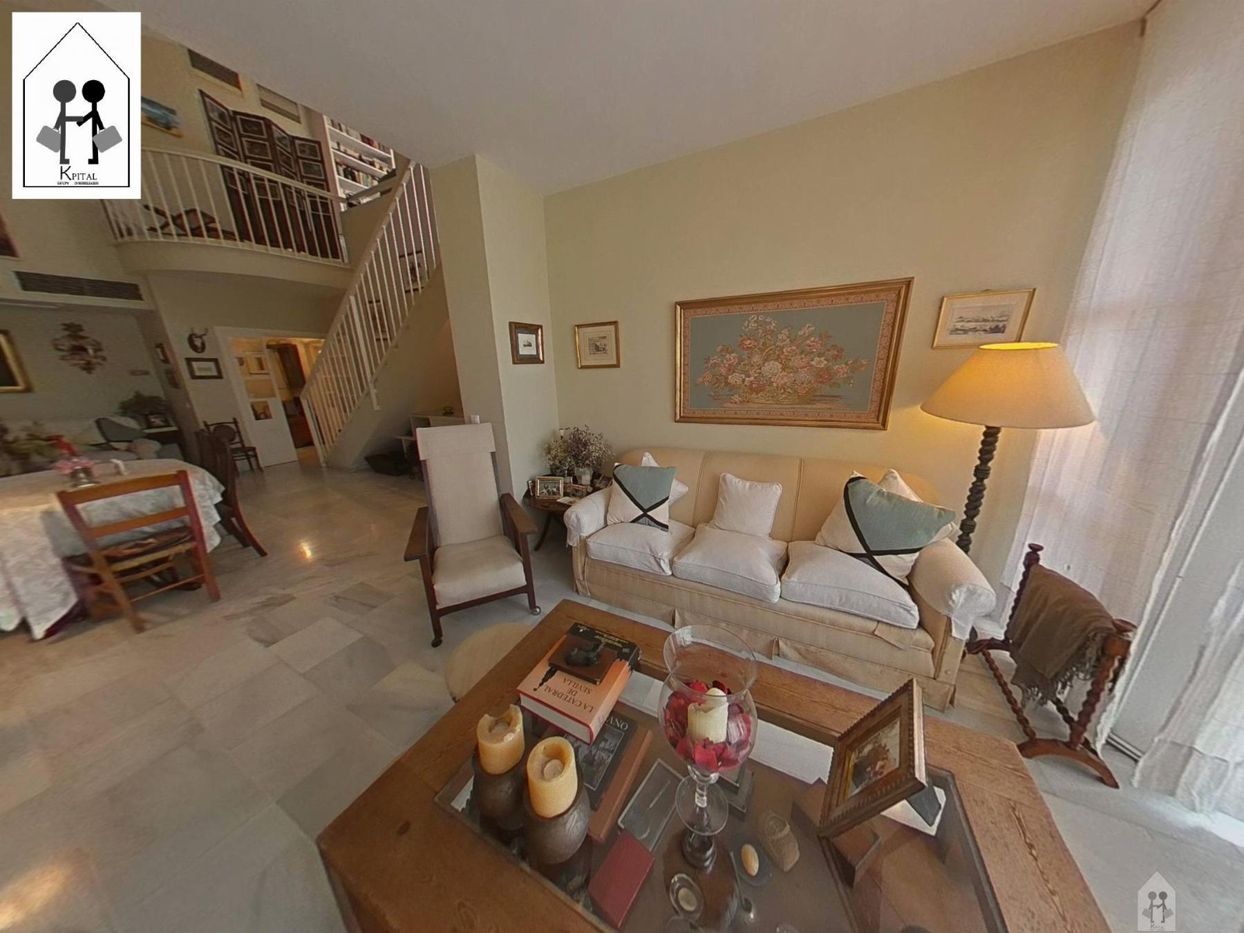 For sale of duplex in Sevilla