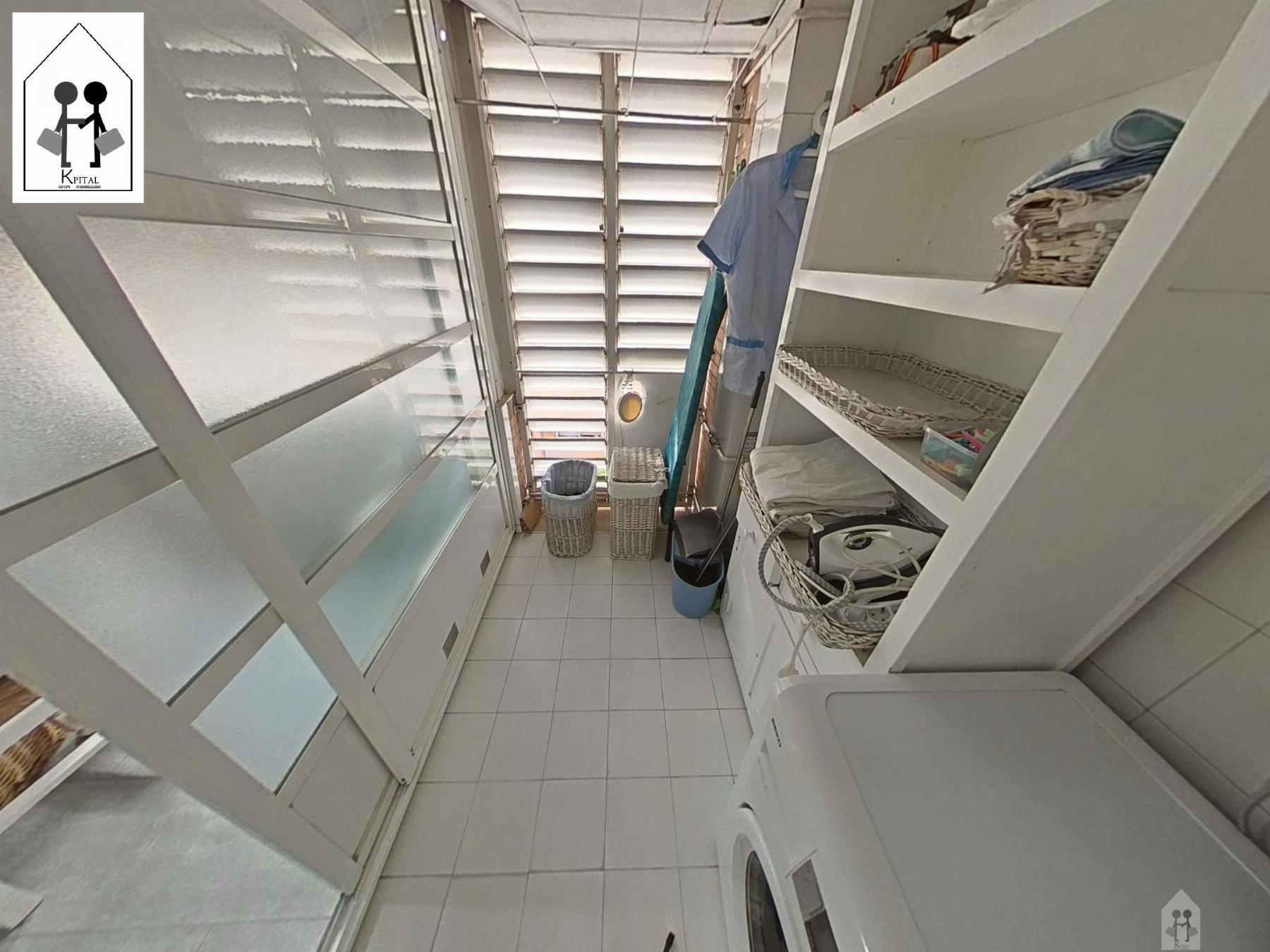 For sale of duplex in Sevilla