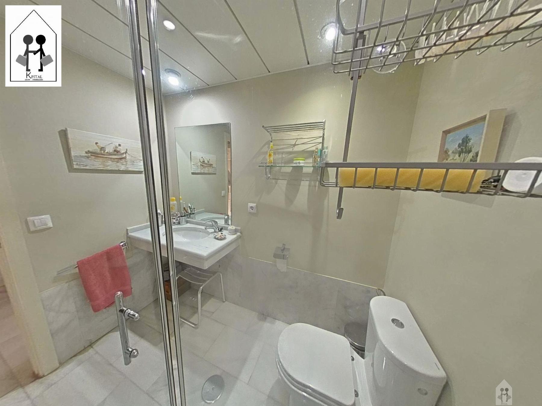 For sale of duplex in Sevilla
