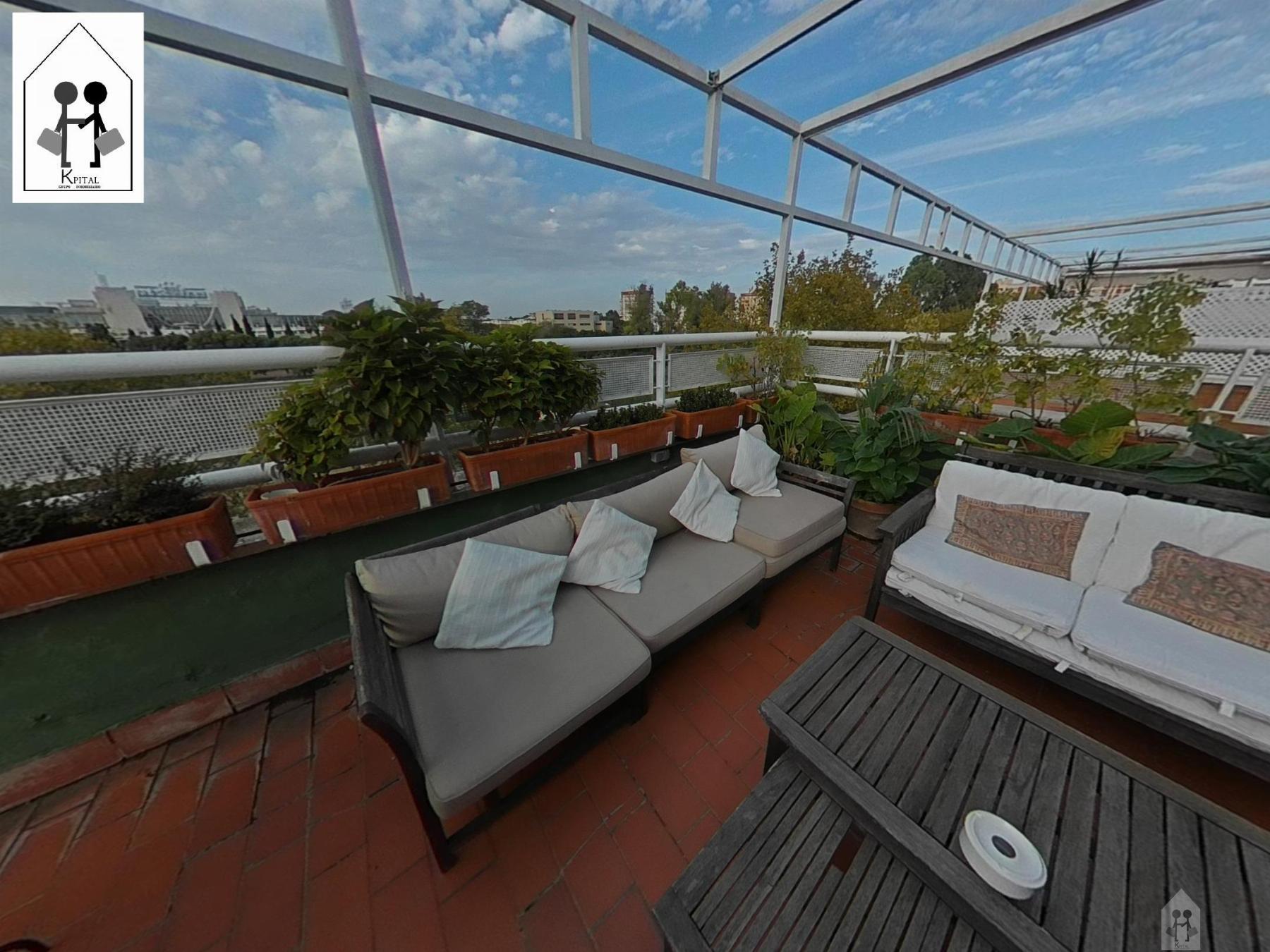 For sale of duplex in Sevilla