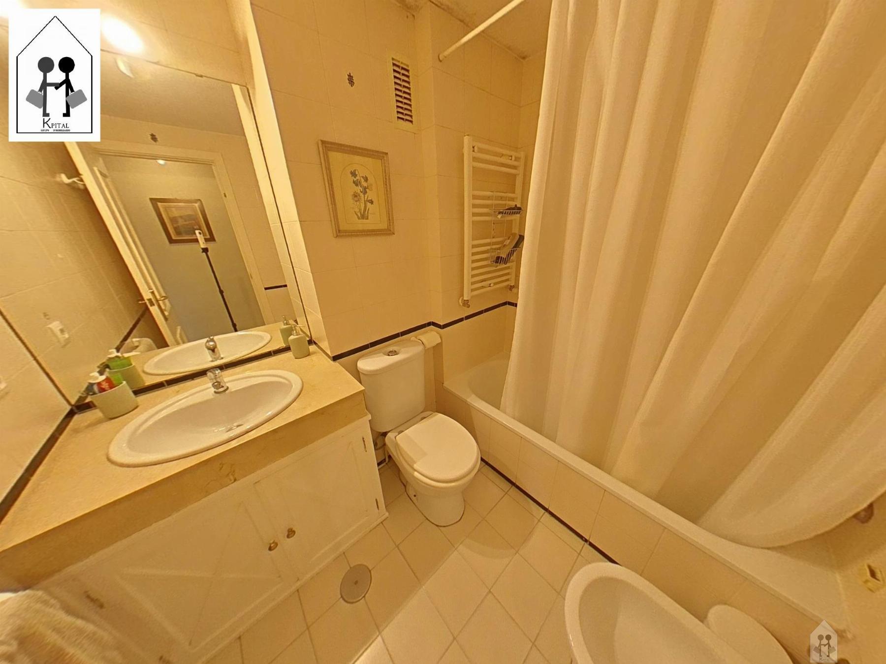 For sale of duplex in Sevilla