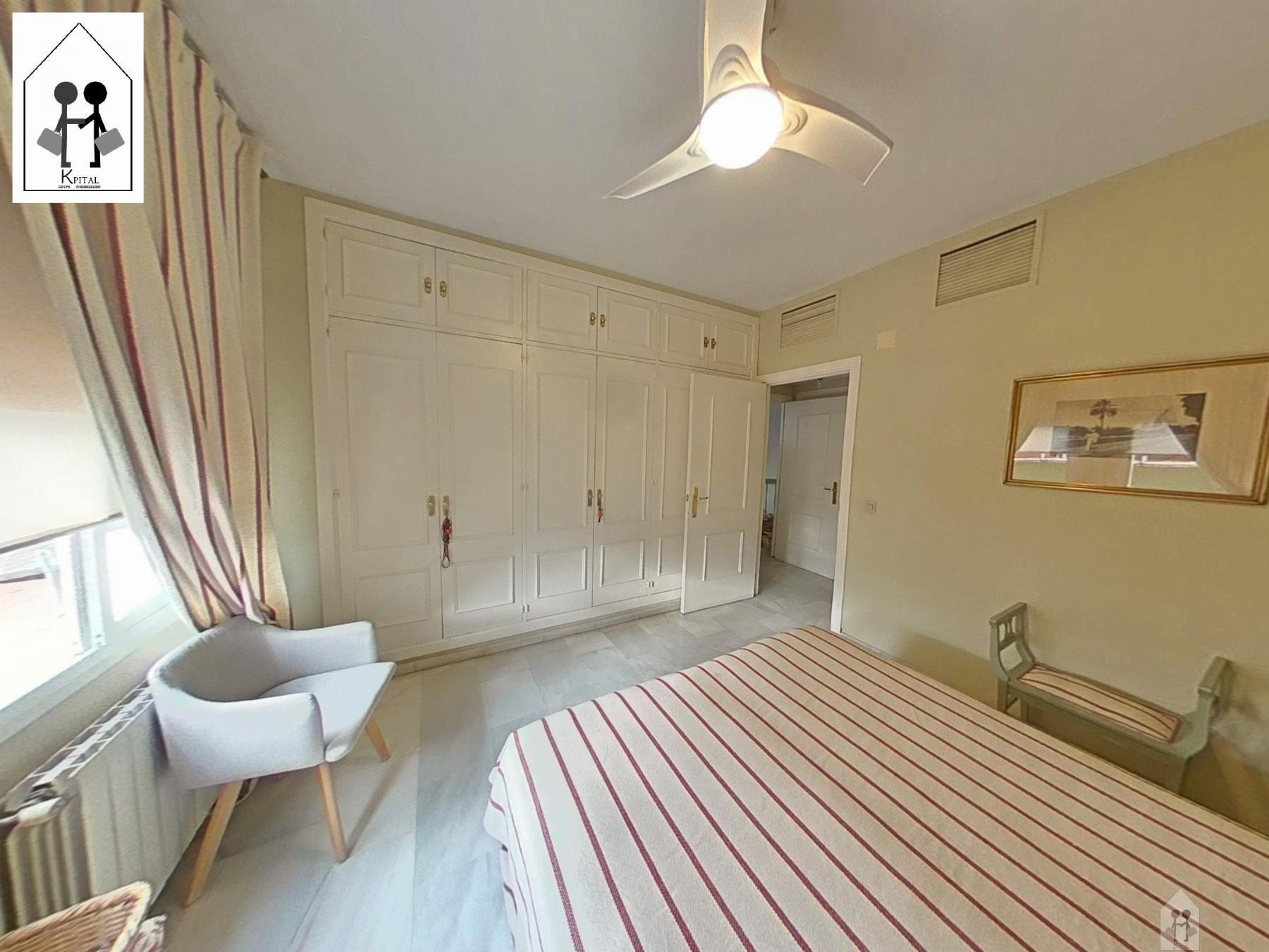 For sale of duplex in Sevilla