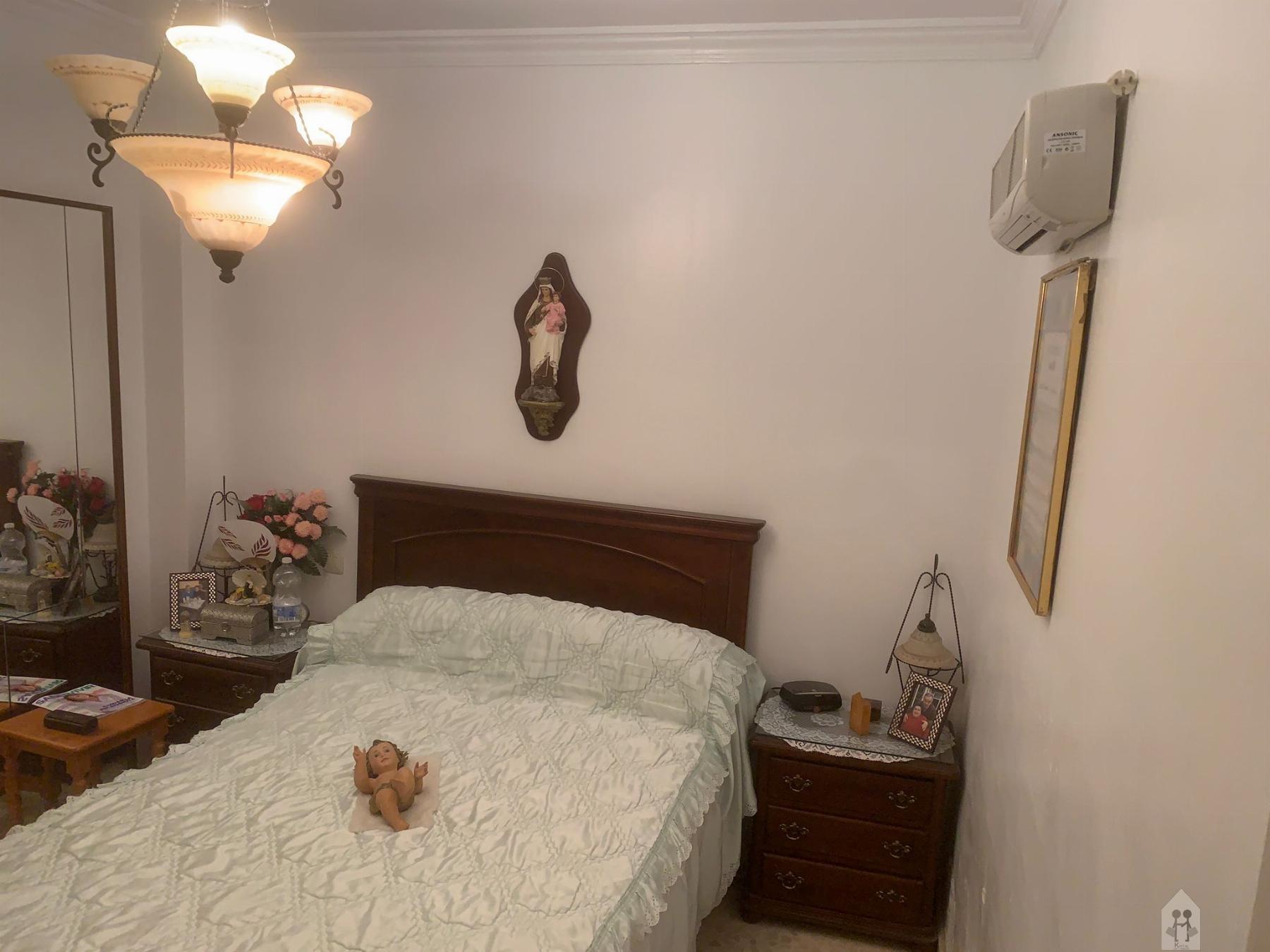 For sale of flat in Sevilla