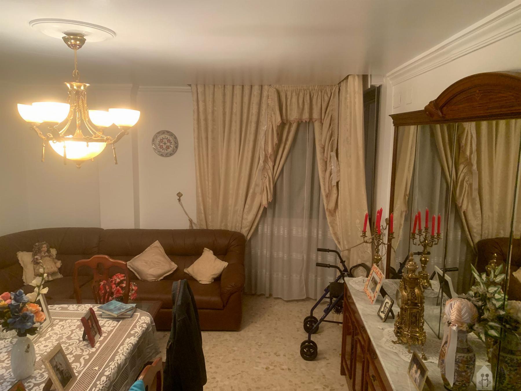 For sale of flat in Sevilla
