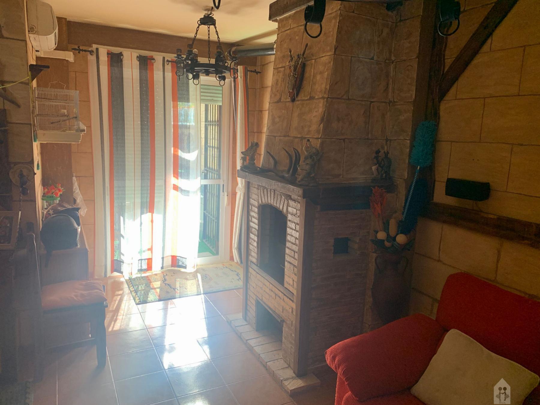 For sale of house in Gerena