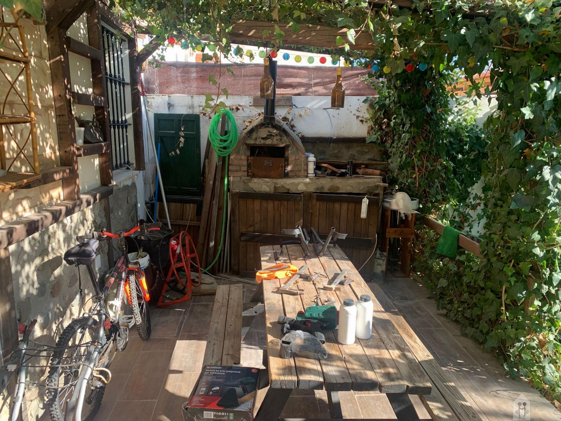 For sale of house in Gerena