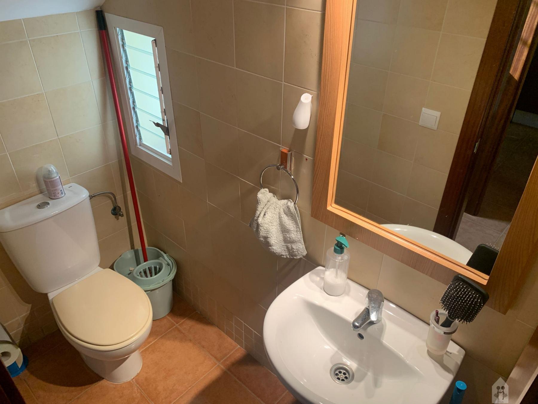 For sale of house in Gerena