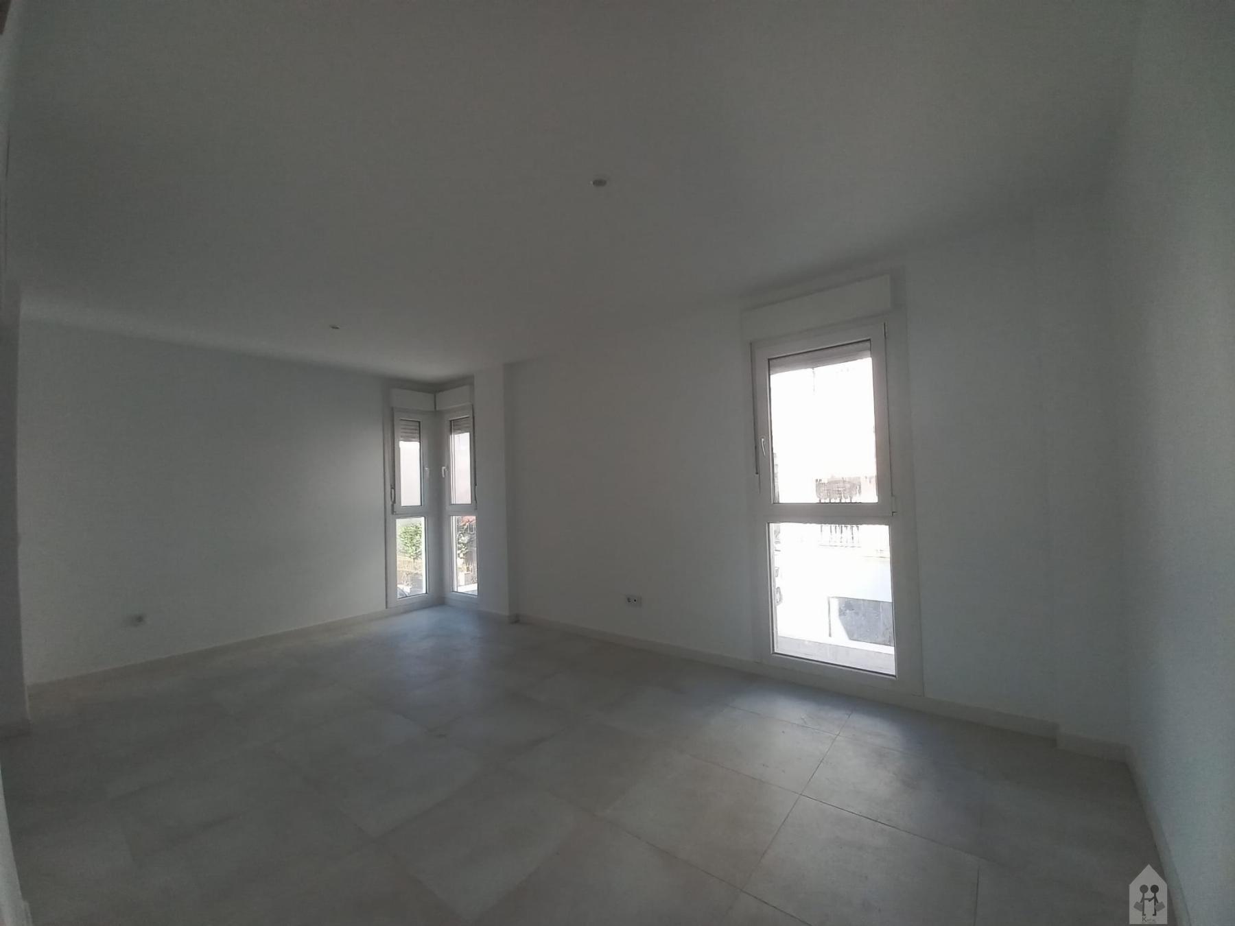 For sale of flat in Sevilla