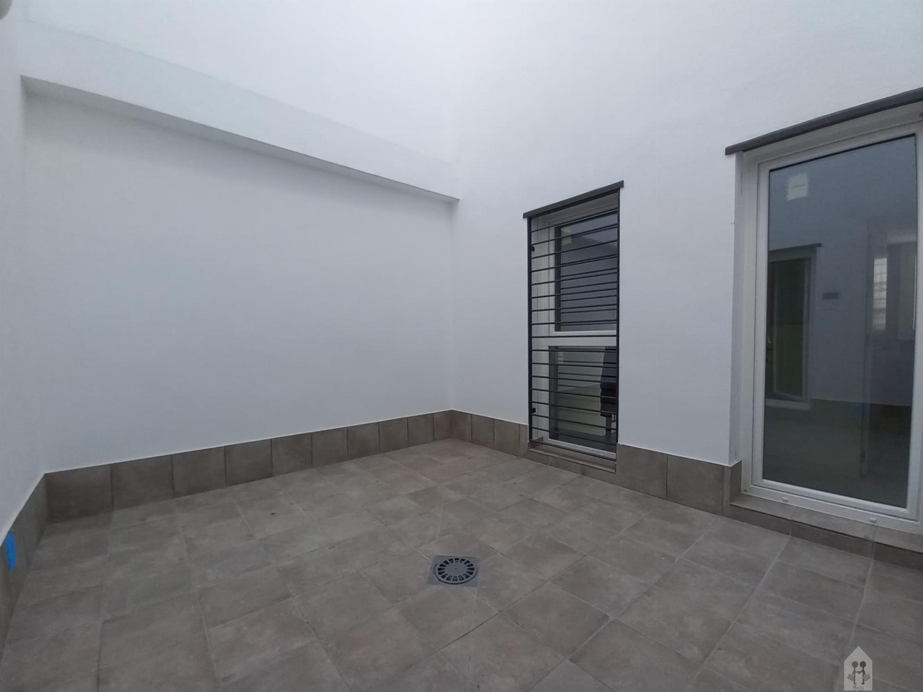 For sale of flat in Sevilla