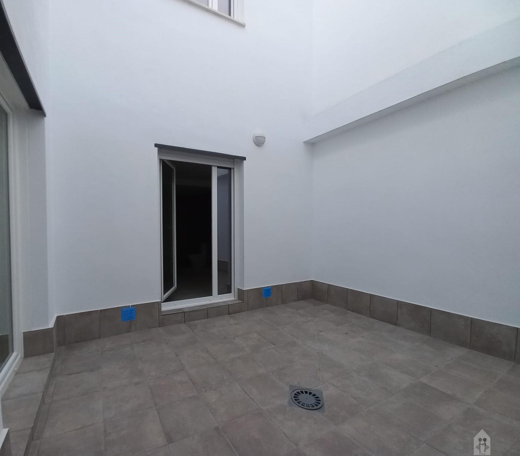 For sale of flat in Sevilla