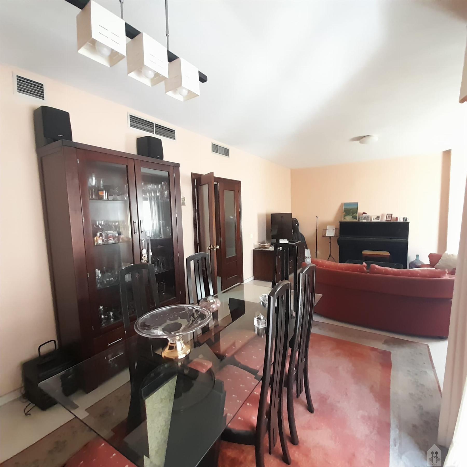 For sale of flat in Sevilla