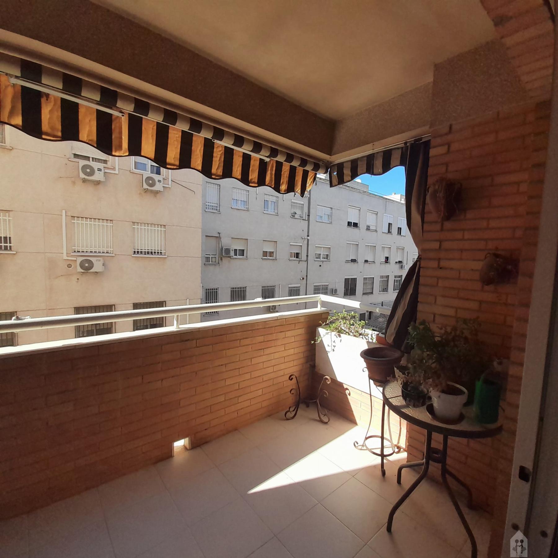 For sale of flat in Sevilla