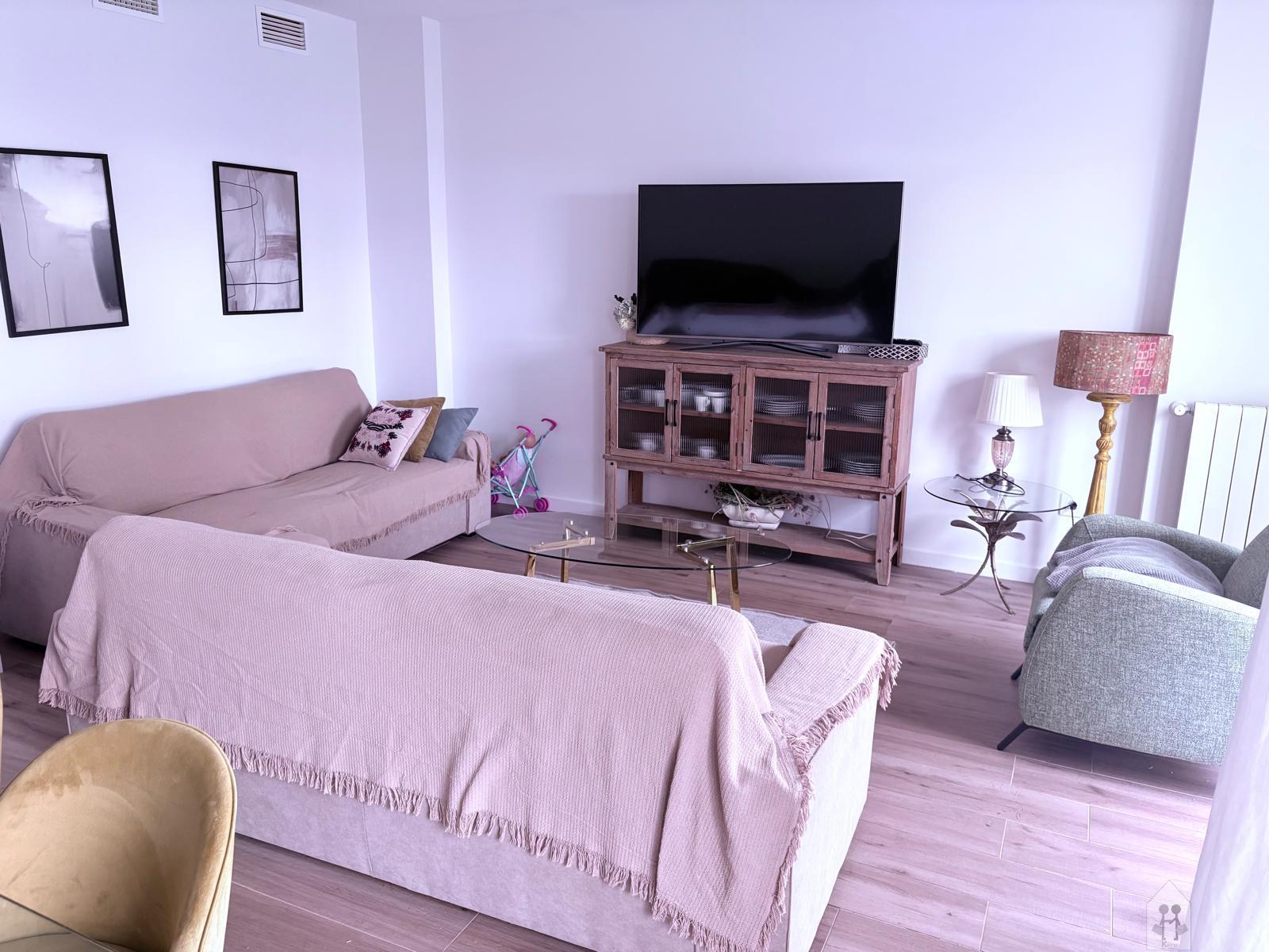 For sale of house in Sevilla