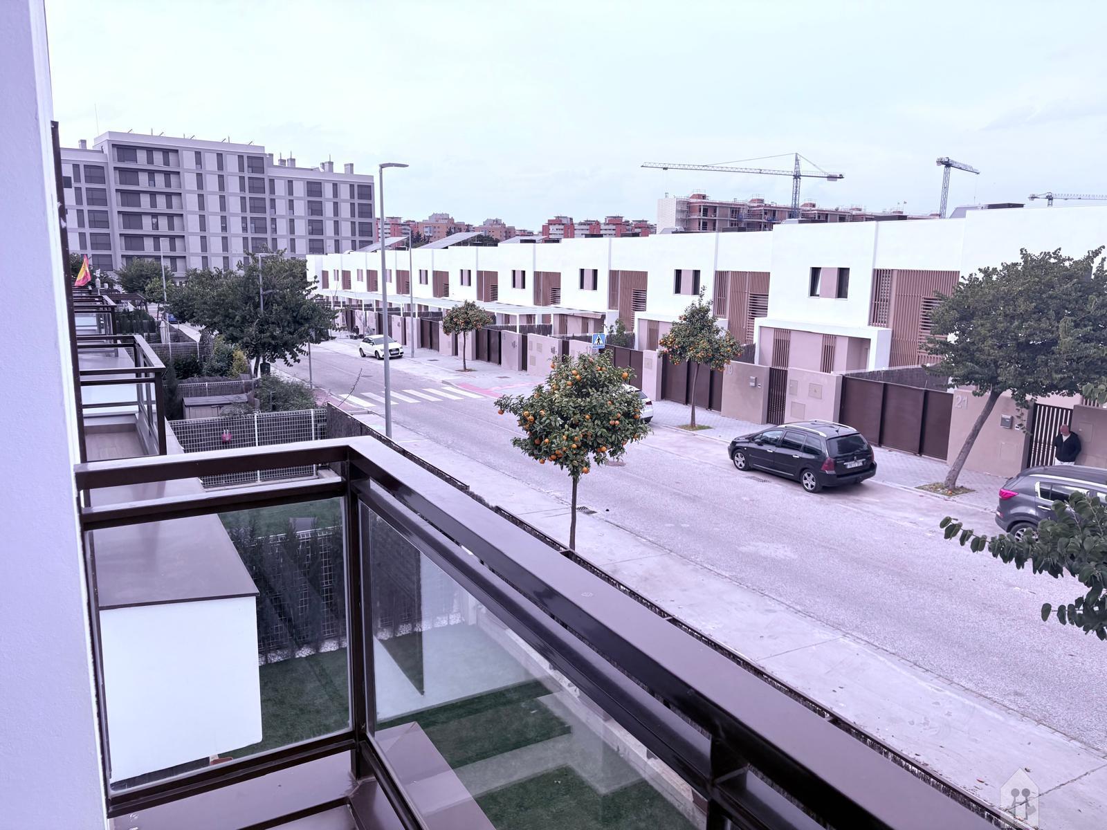 For sale of house in Sevilla