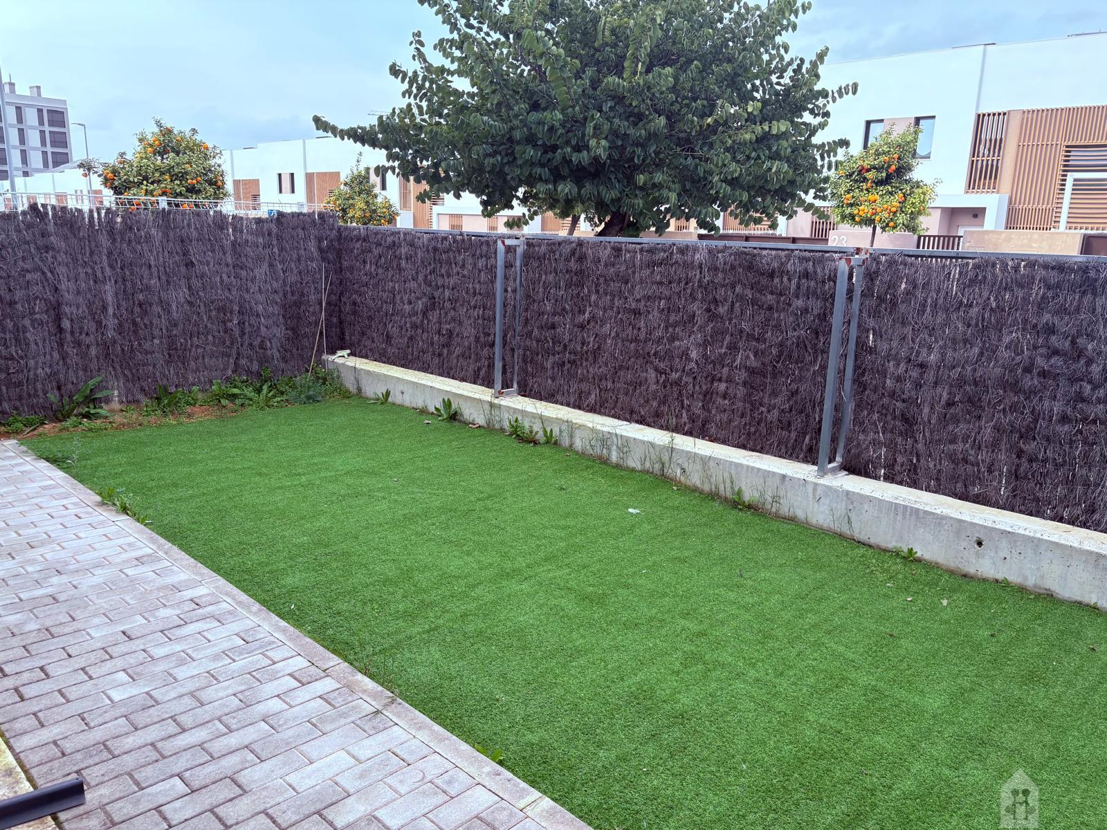 For sale of house in Sevilla