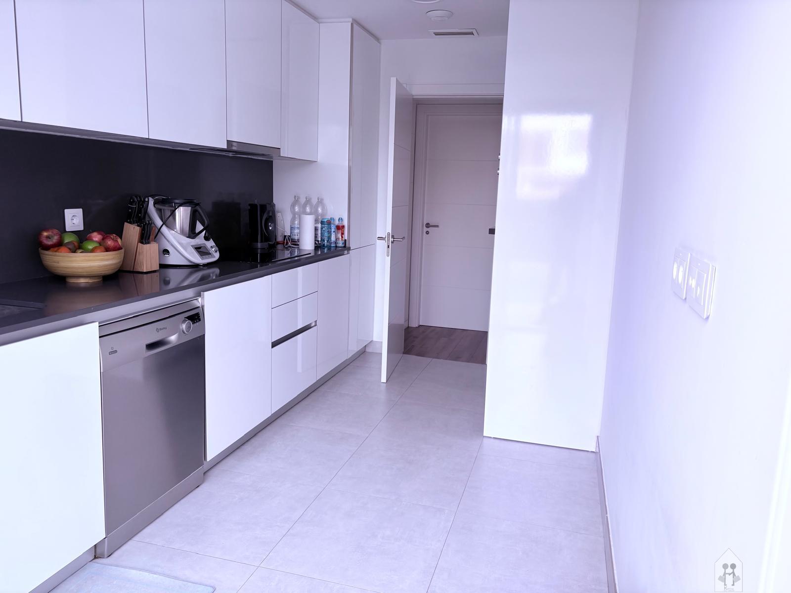 For sale of house in Sevilla