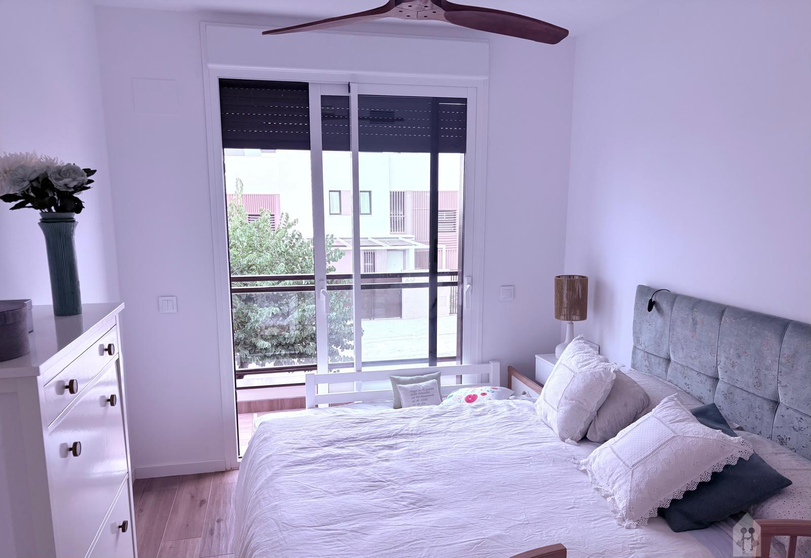 For sale of house in Sevilla