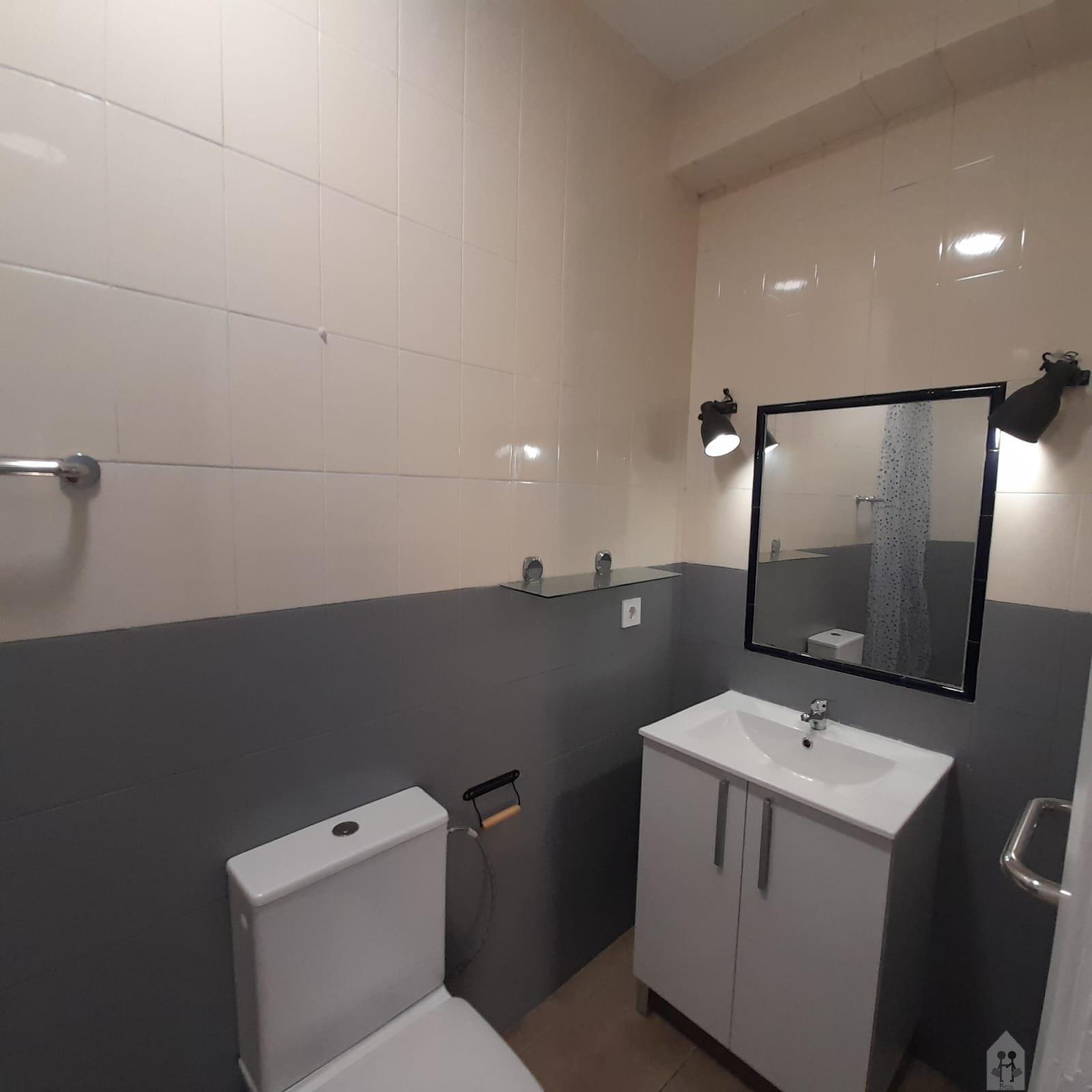 For rent of flat in Sevilla