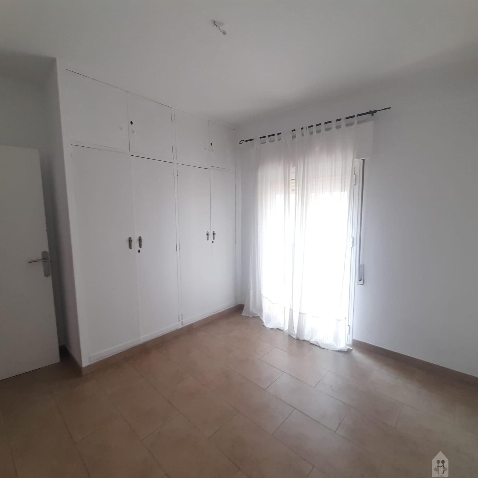 For rent of flat in Sevilla