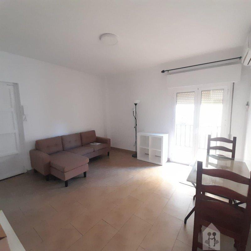For rent of flat in Sevilla