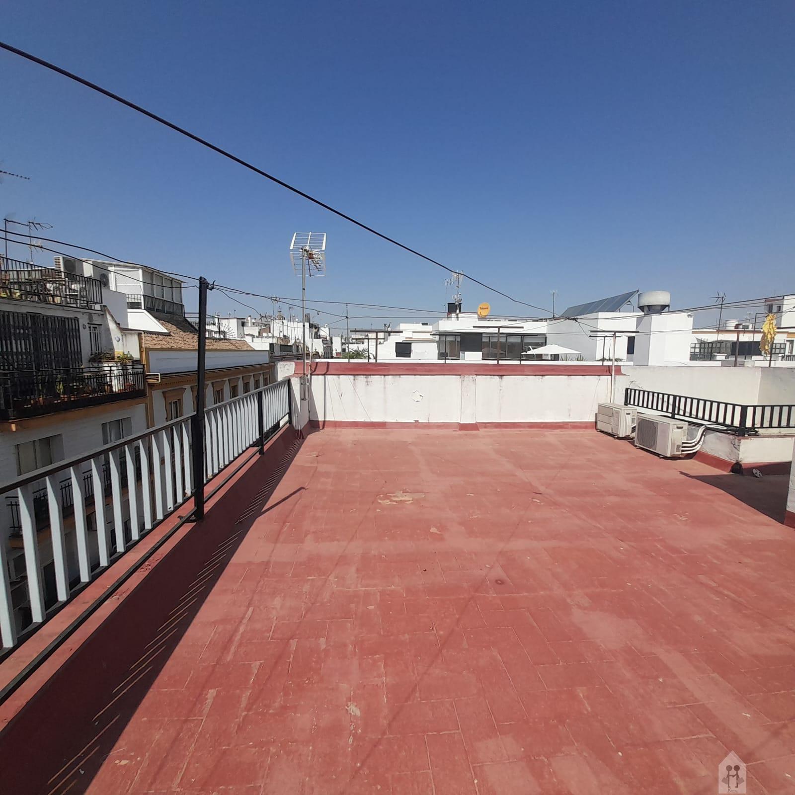 For rent of flat in Sevilla