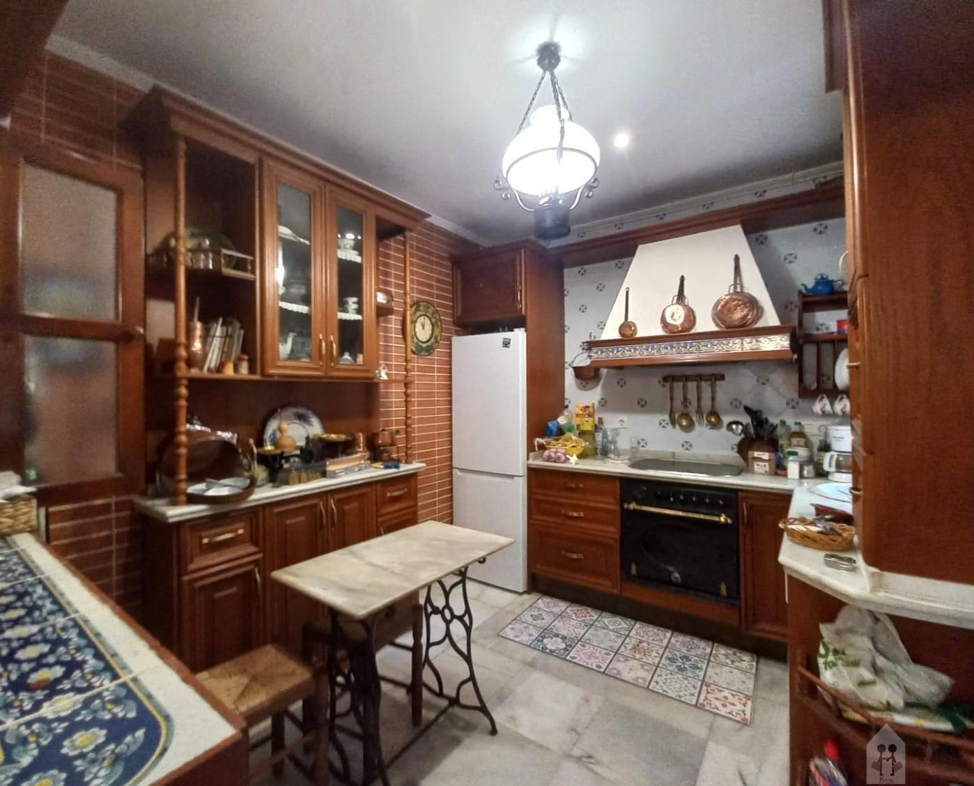 For sale of chalet in Valencina de la Concepción