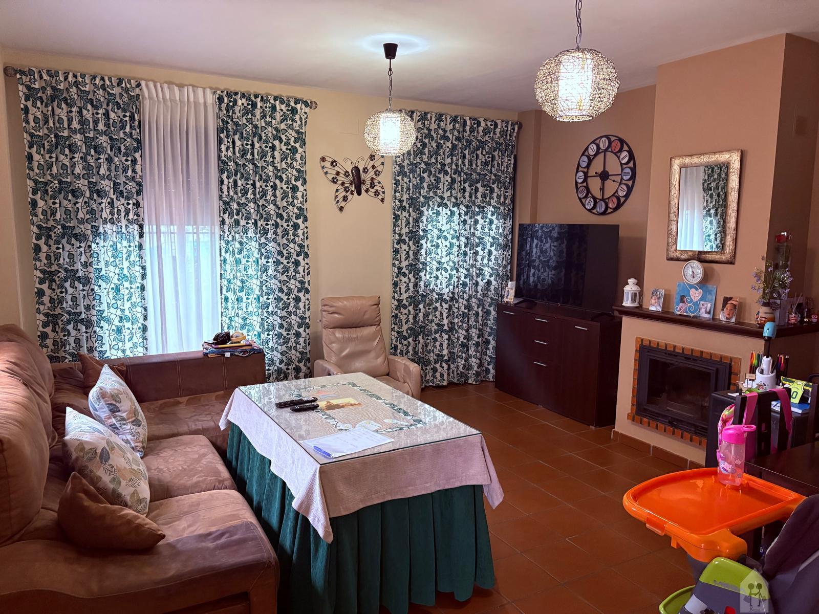 Venta de casa en El Real de la Jara