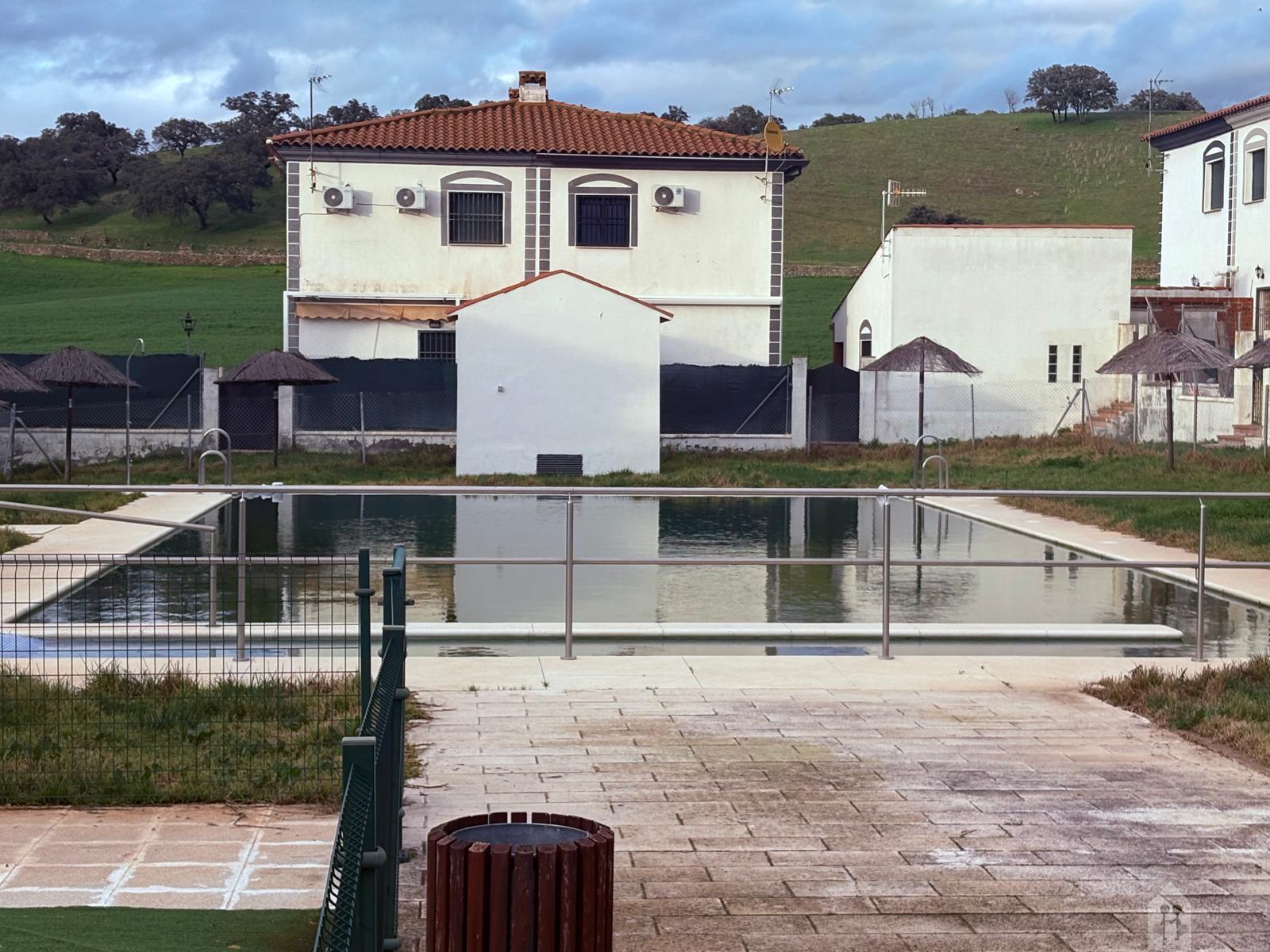 Venta de casa en El Real de la Jara