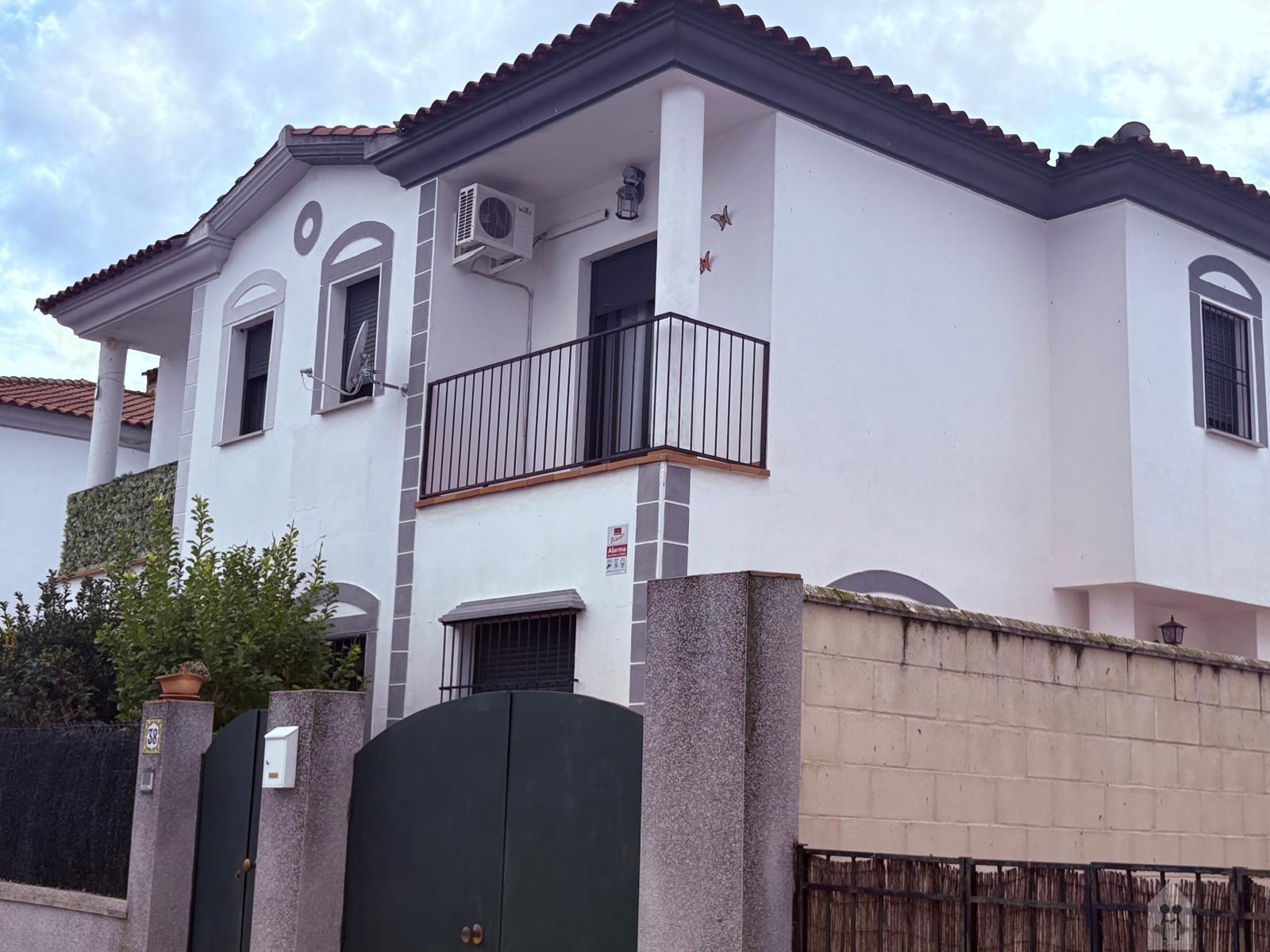 Venta de casa en El Real de la Jara