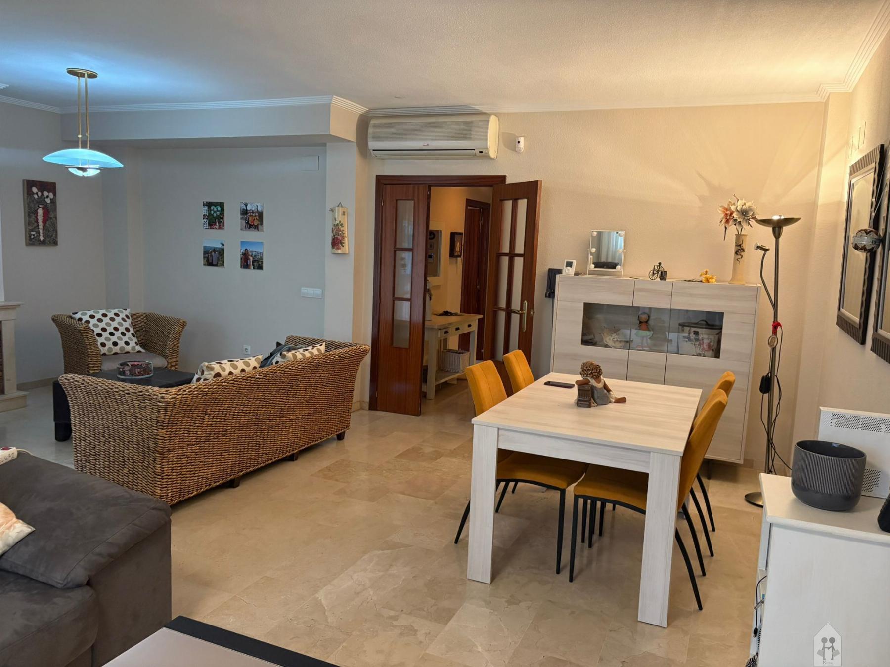 Venta de chalet en Dos Hermanas