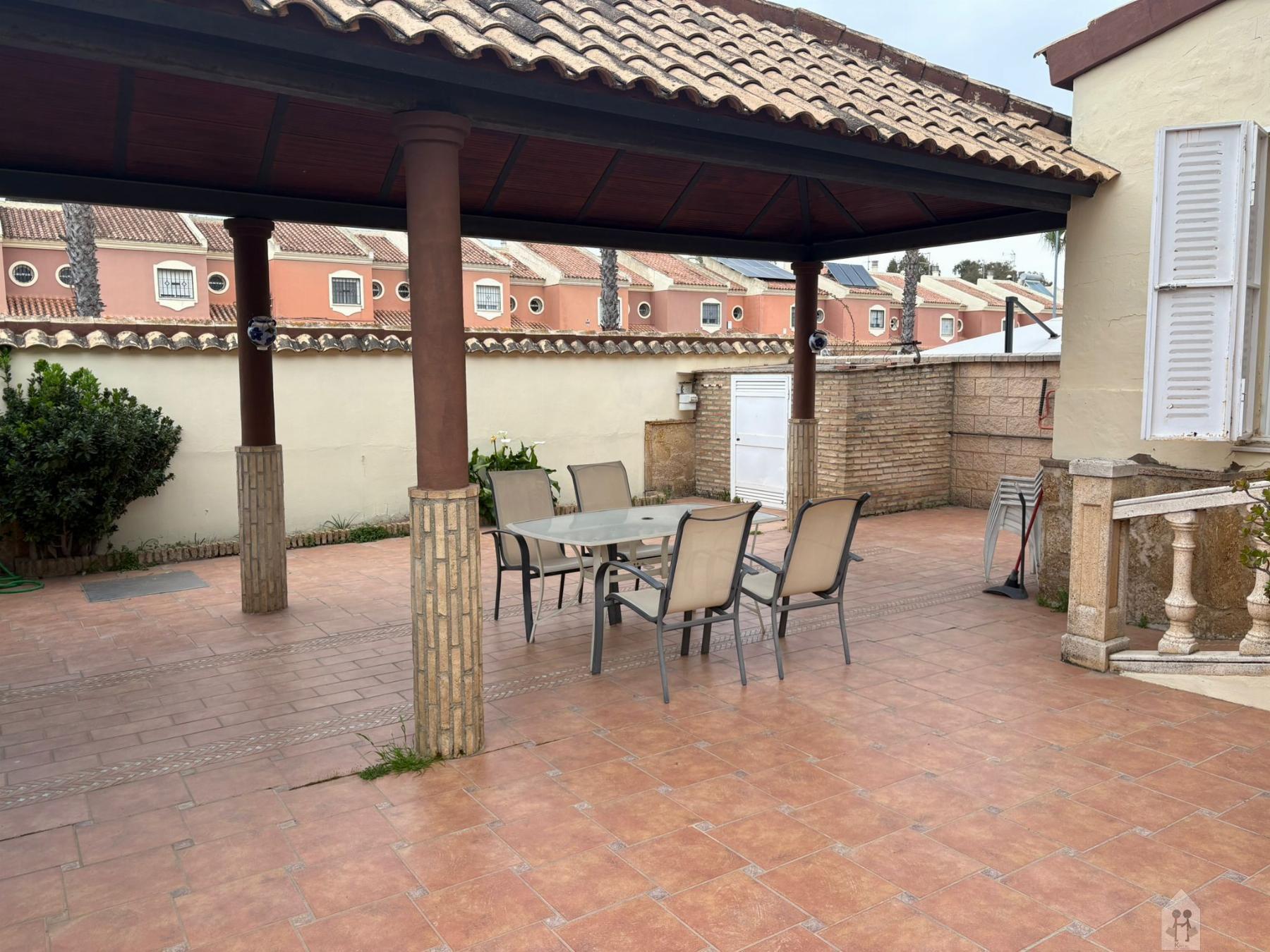 Venta de chalet en Dos Hermanas