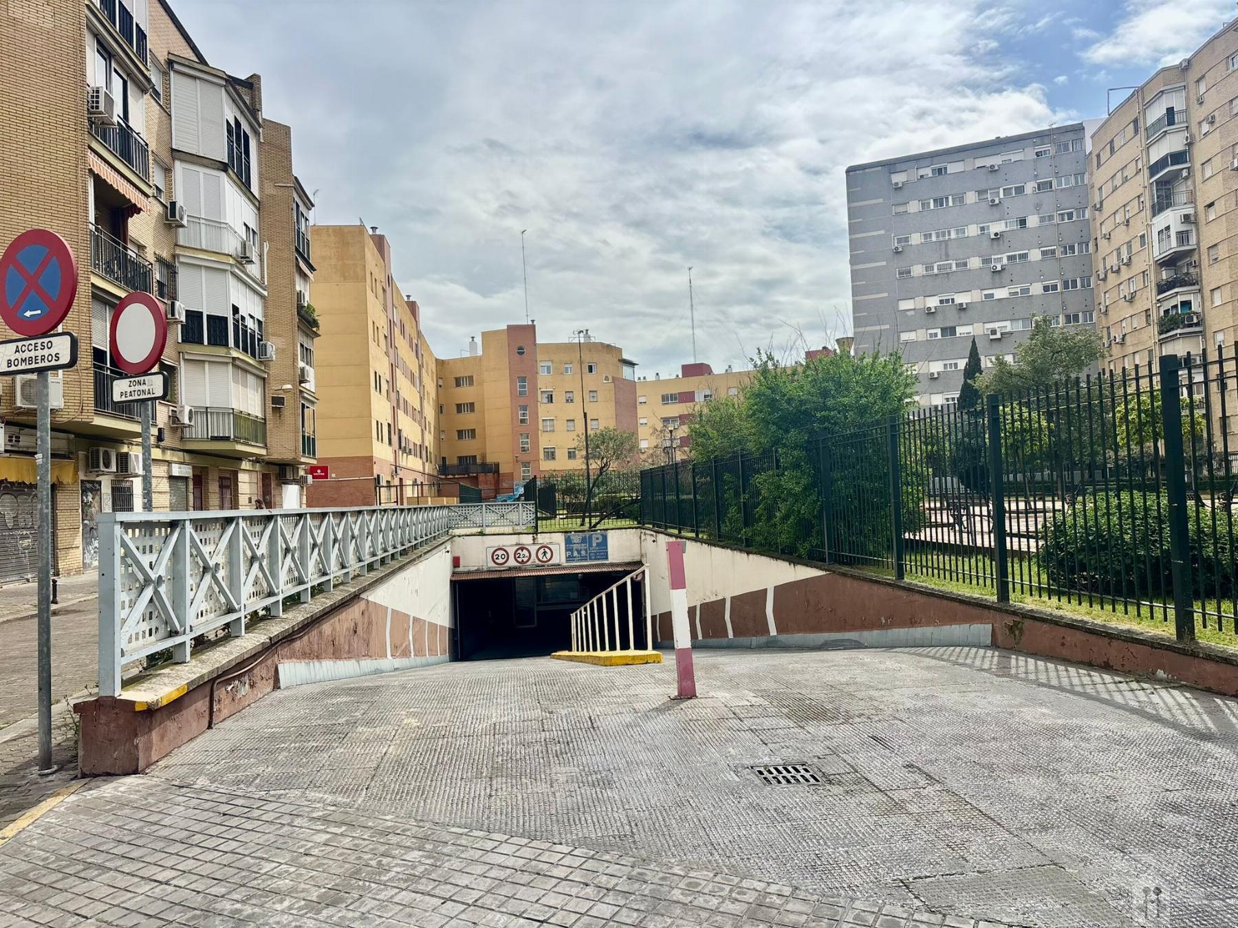 Venta de garaje en Sevilla