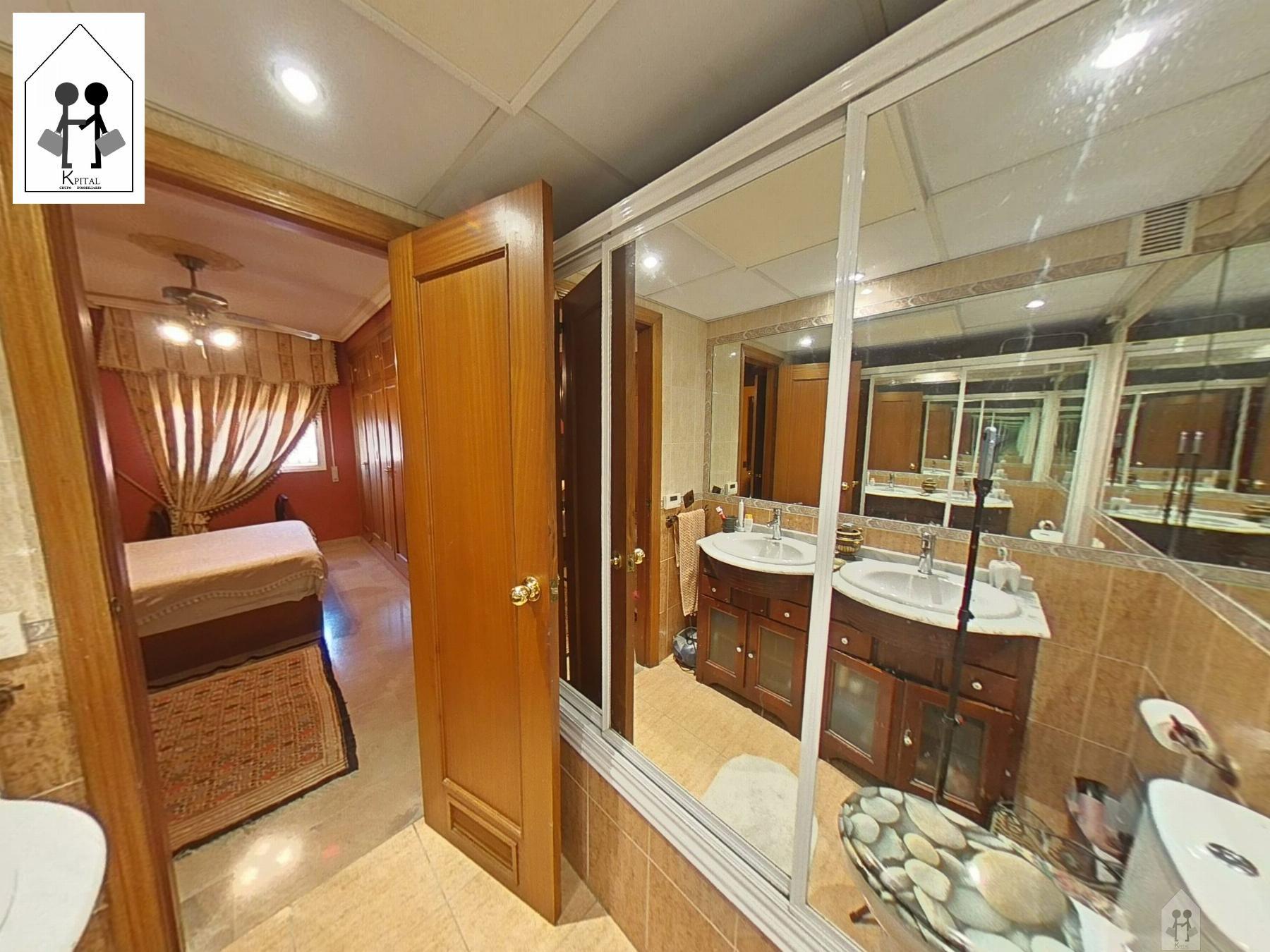 Venta de Ático en Sevilla