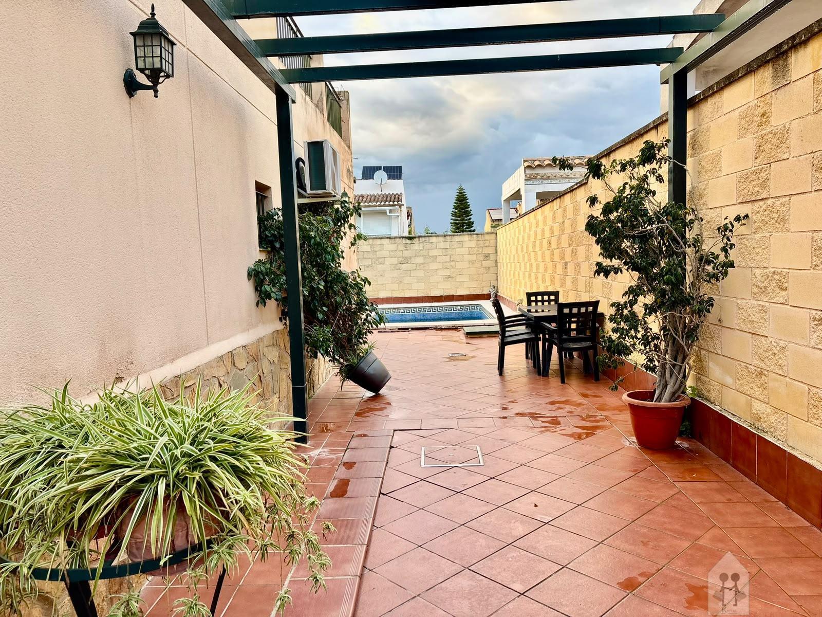 Venta de casa en Bormujos