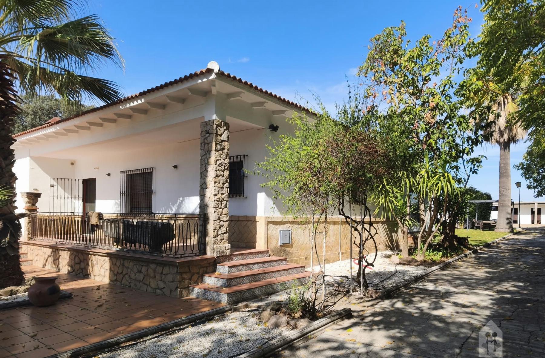 Venta de chalet en Aznalcázar