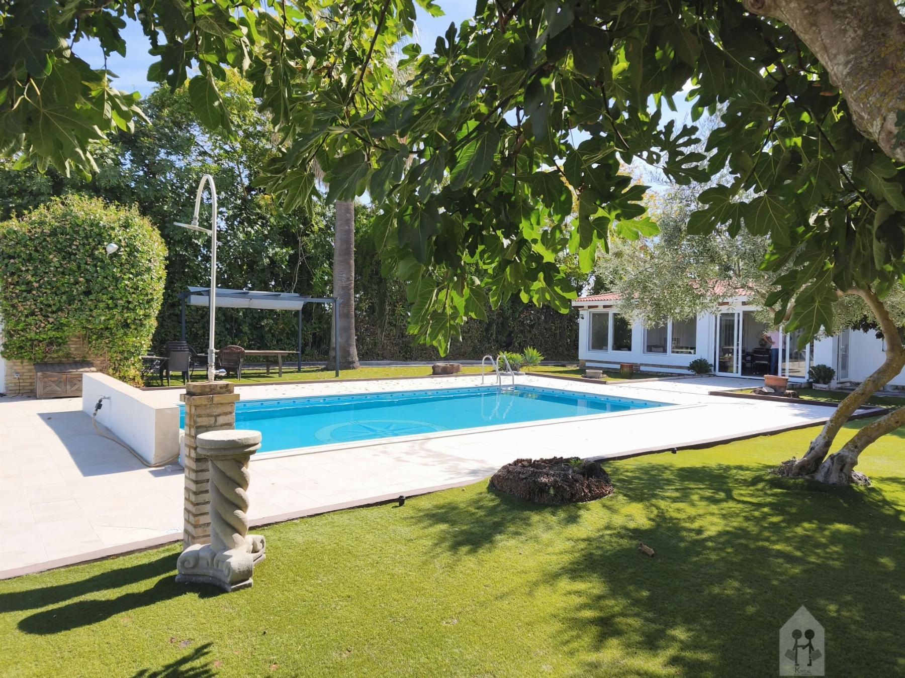 Venta de chalet en Aznalcázar