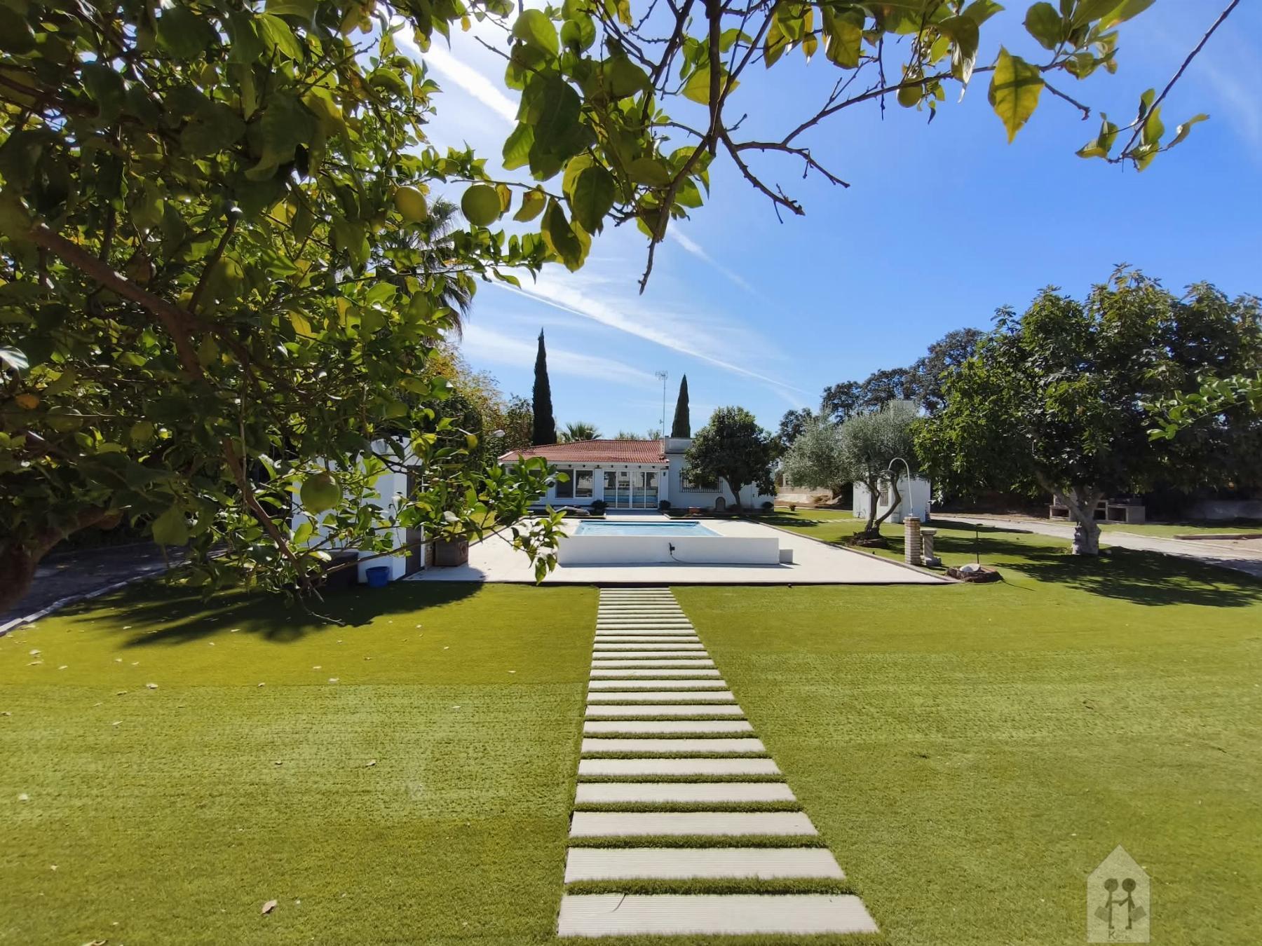 Venta de chalet en Aznalcázar