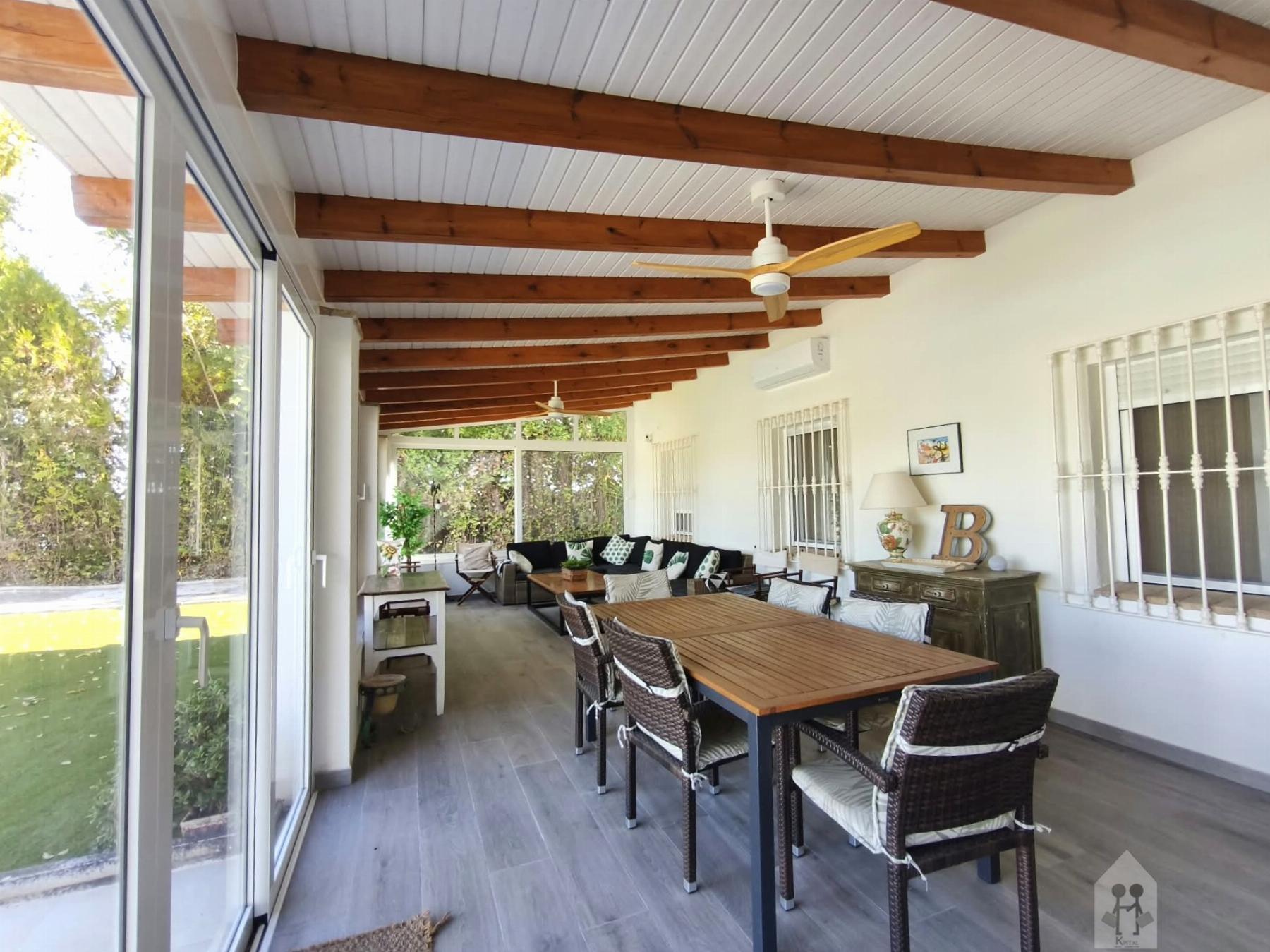 Venta de chalet en Aznalcázar