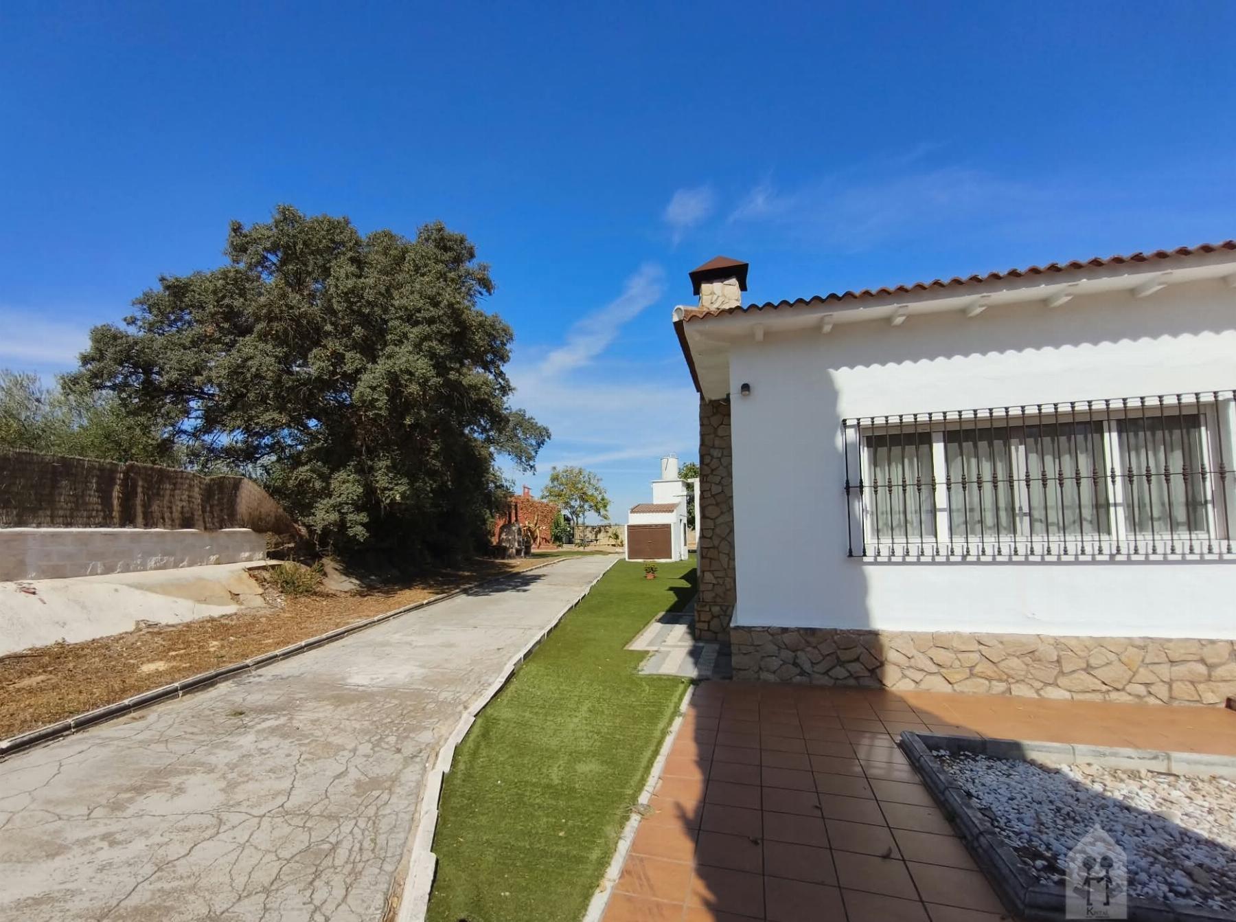 Venta de chalet en Aznalcázar