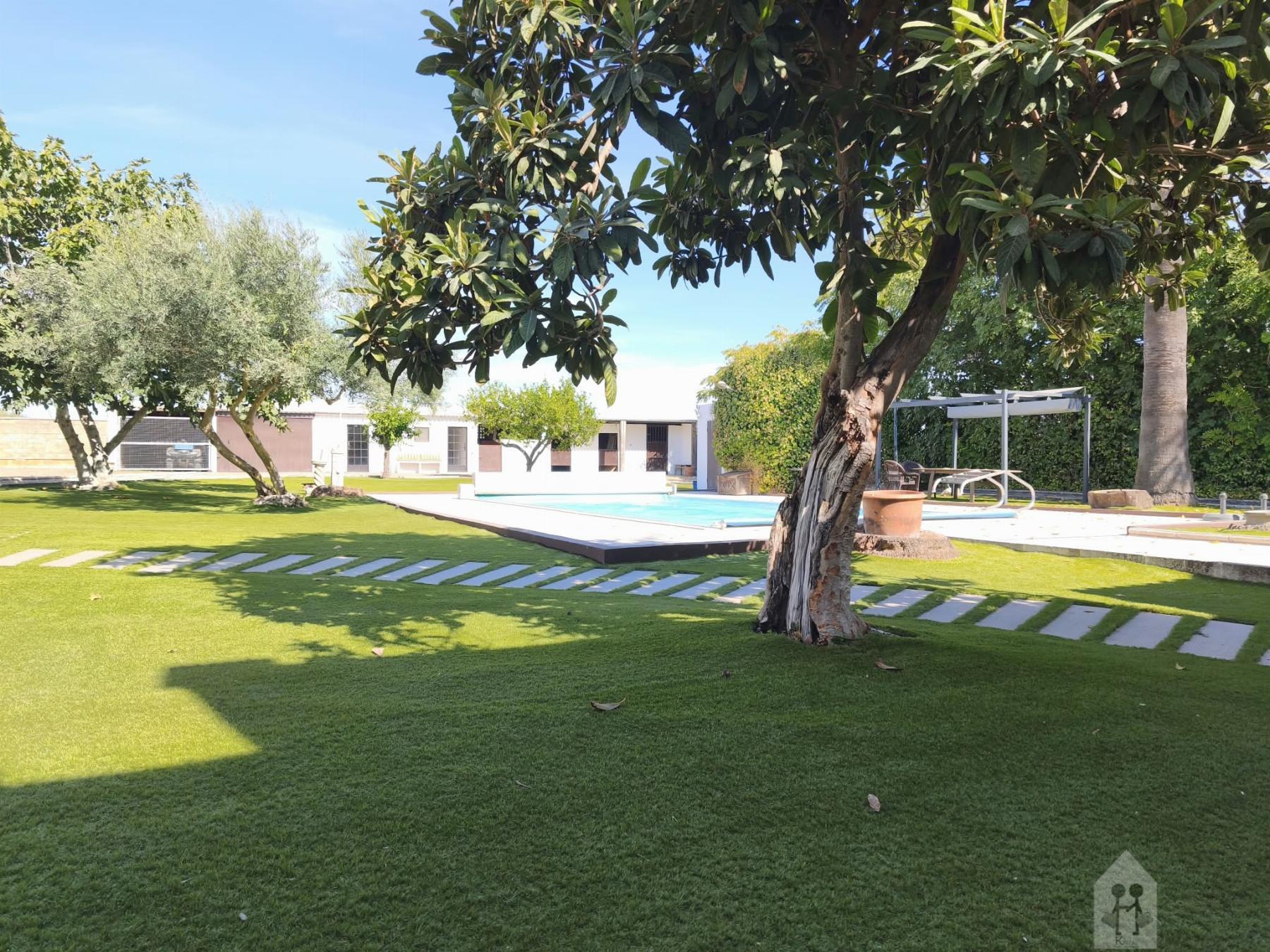 Venta de chalet en Aznalcázar