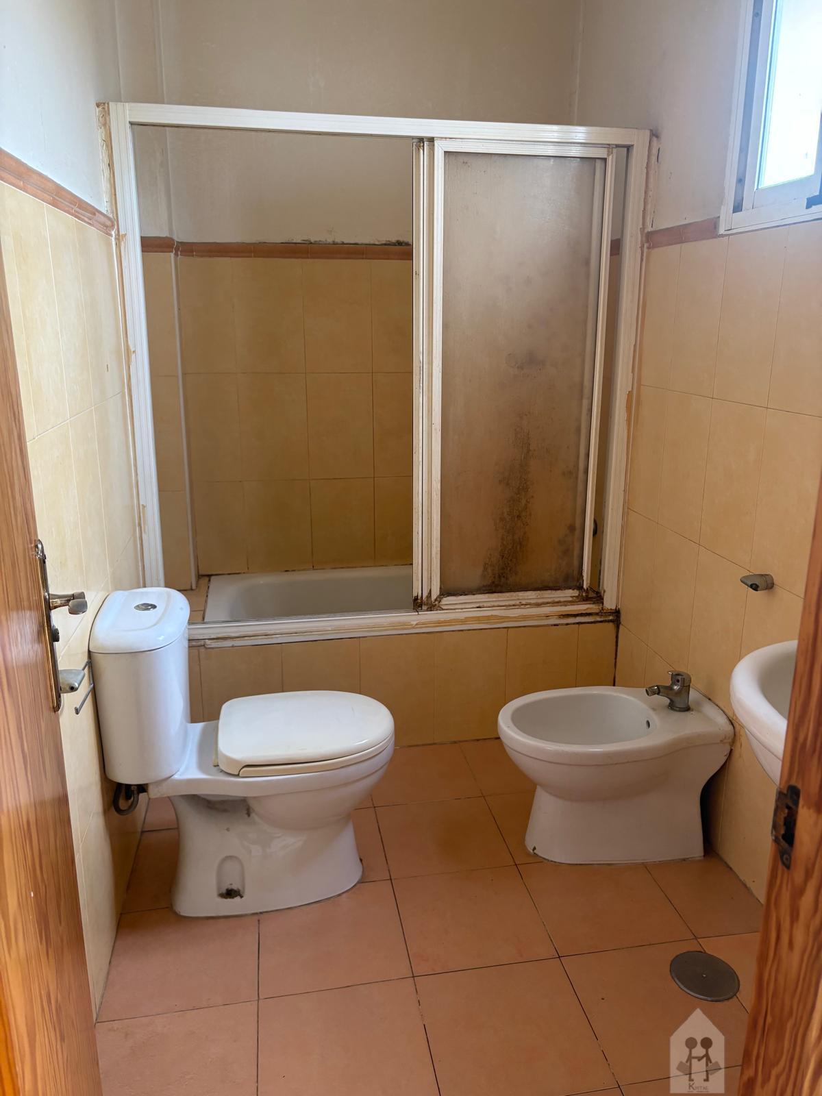 Venta de casa en Burguillos