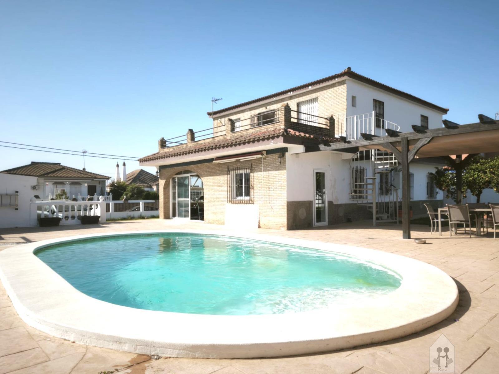 Venta de chalet en Mairena del Aljarafe