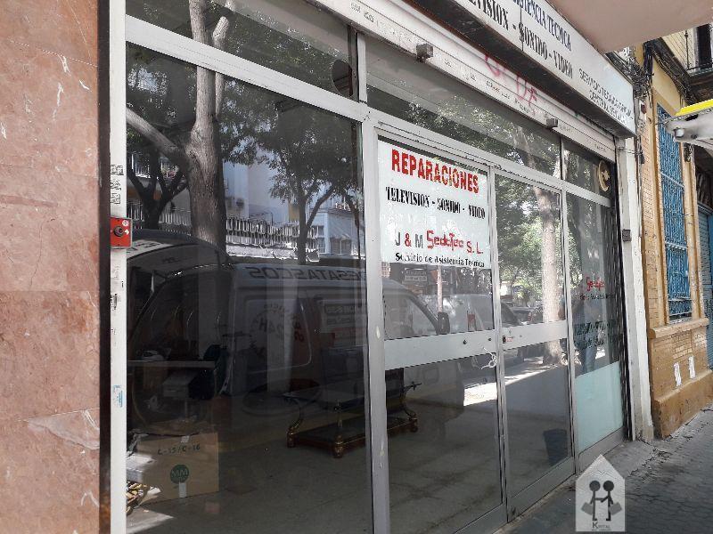 For rent of commercial in Sevilla