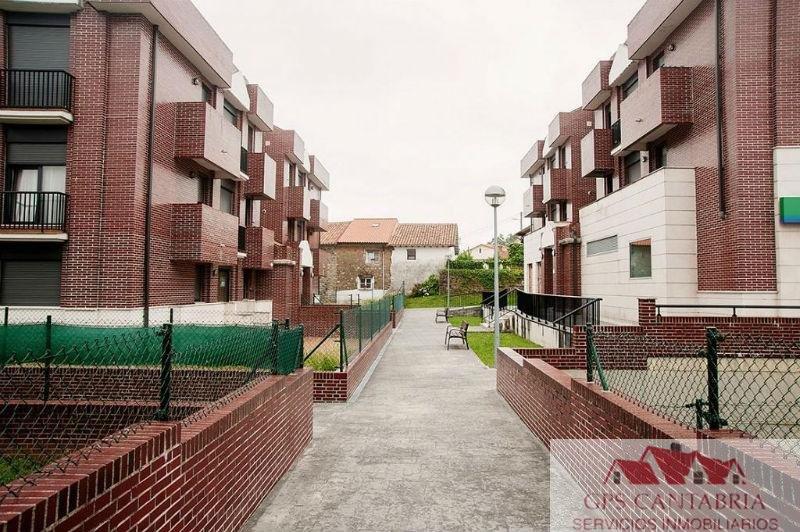 For sale of flat in Vargas