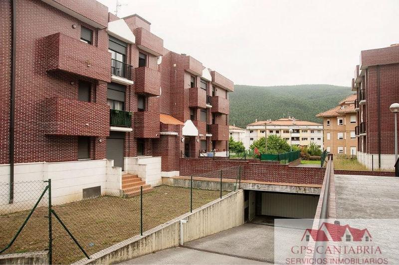 For sale of flat in Vargas