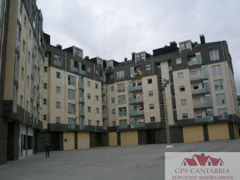 Venta de local comercial en Torrelavega