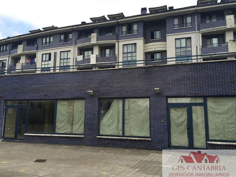 For sale of commercial in Piélagos
