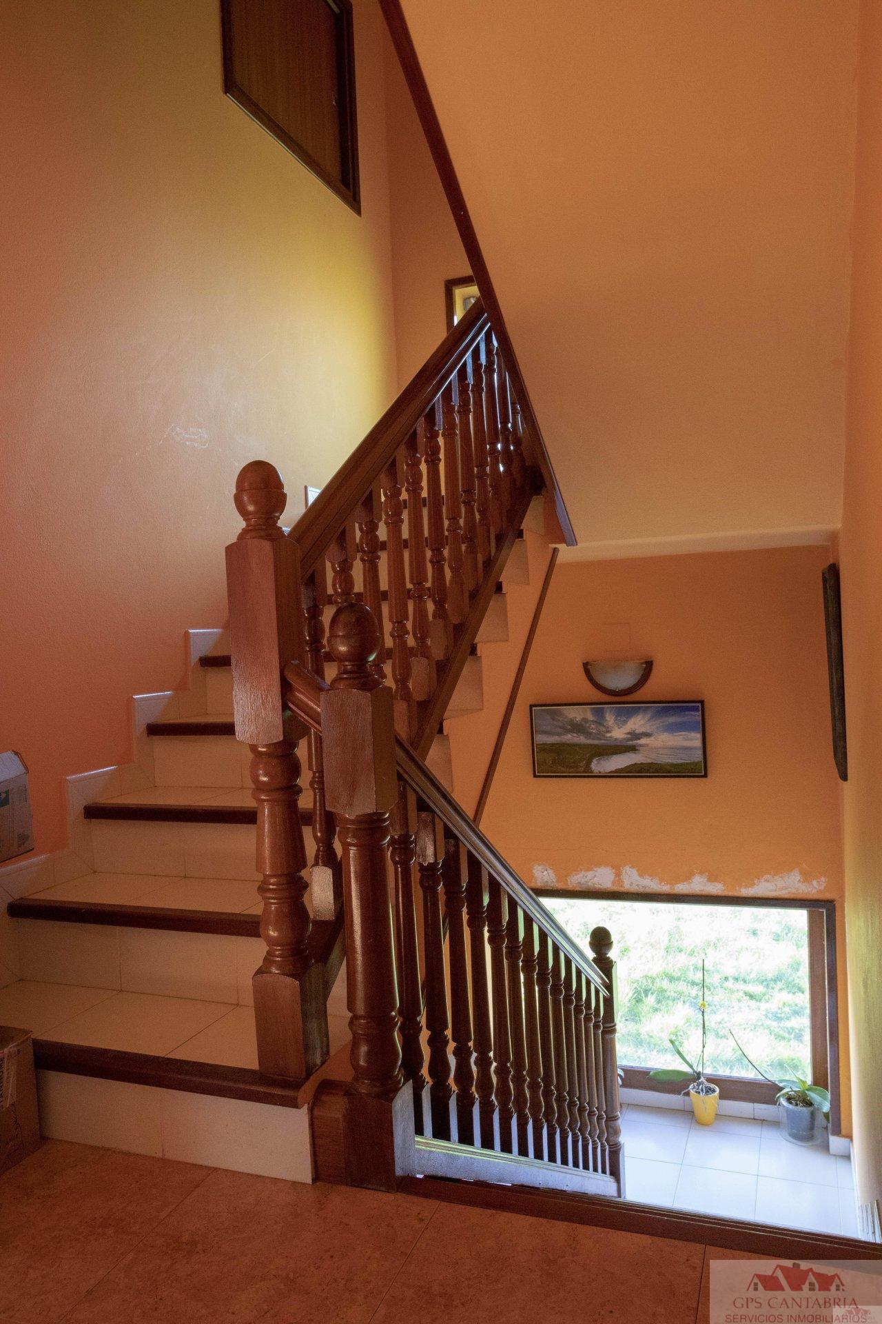 For sale of house in Quijas